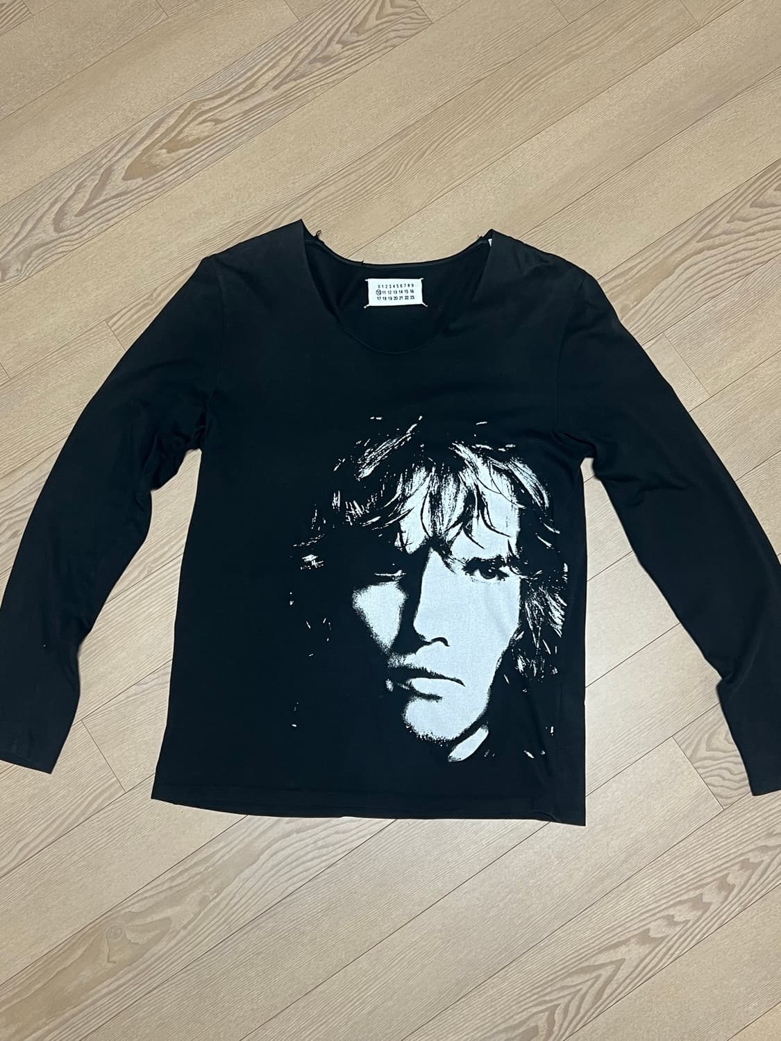 메종 마르지엘라 ss10 FACE NEGATIVE 롱슬리브 상품이미지2