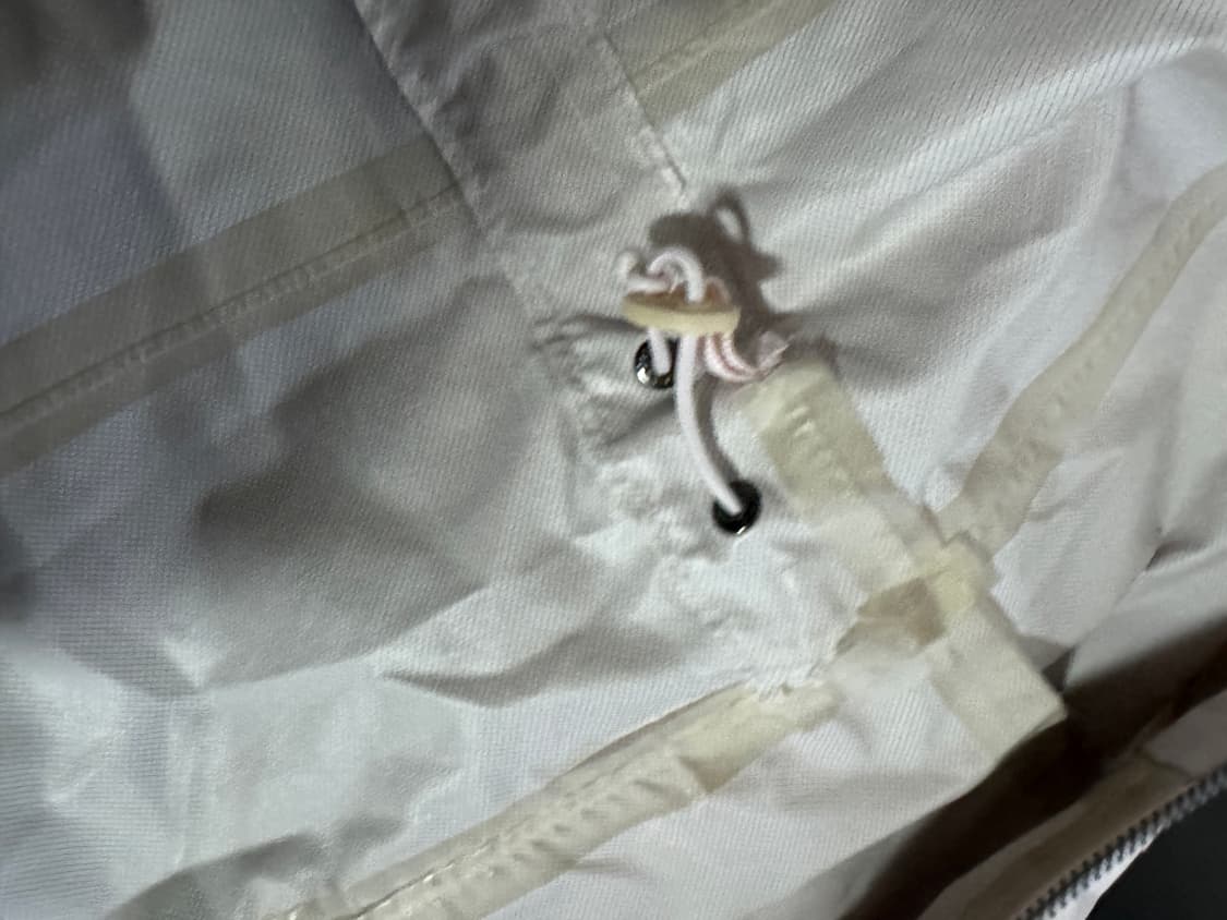 여성 노스페이스 미들 스트링 레인 바람막이 M ~ L 상품이미지5