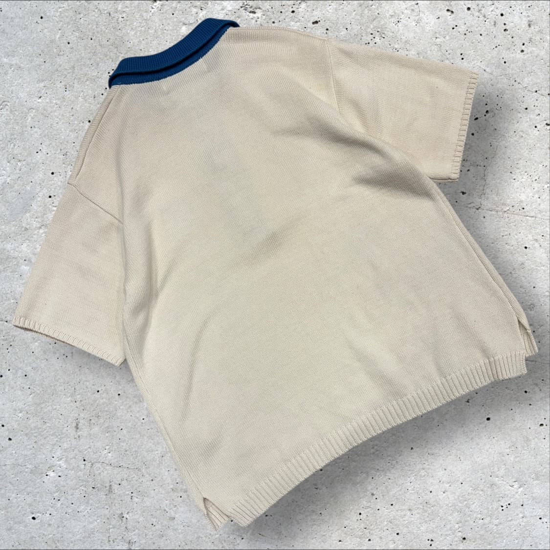 [M] 세터 SATUR 배색 카라 반팔 니트 C7 상품이미지2