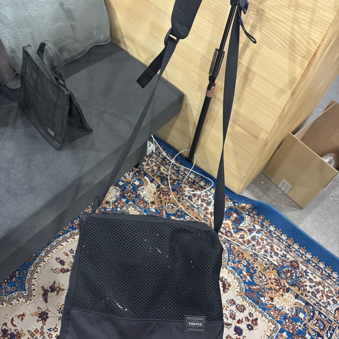 포터 pvc 스크린 메쉬 숄더백 상품이미지2