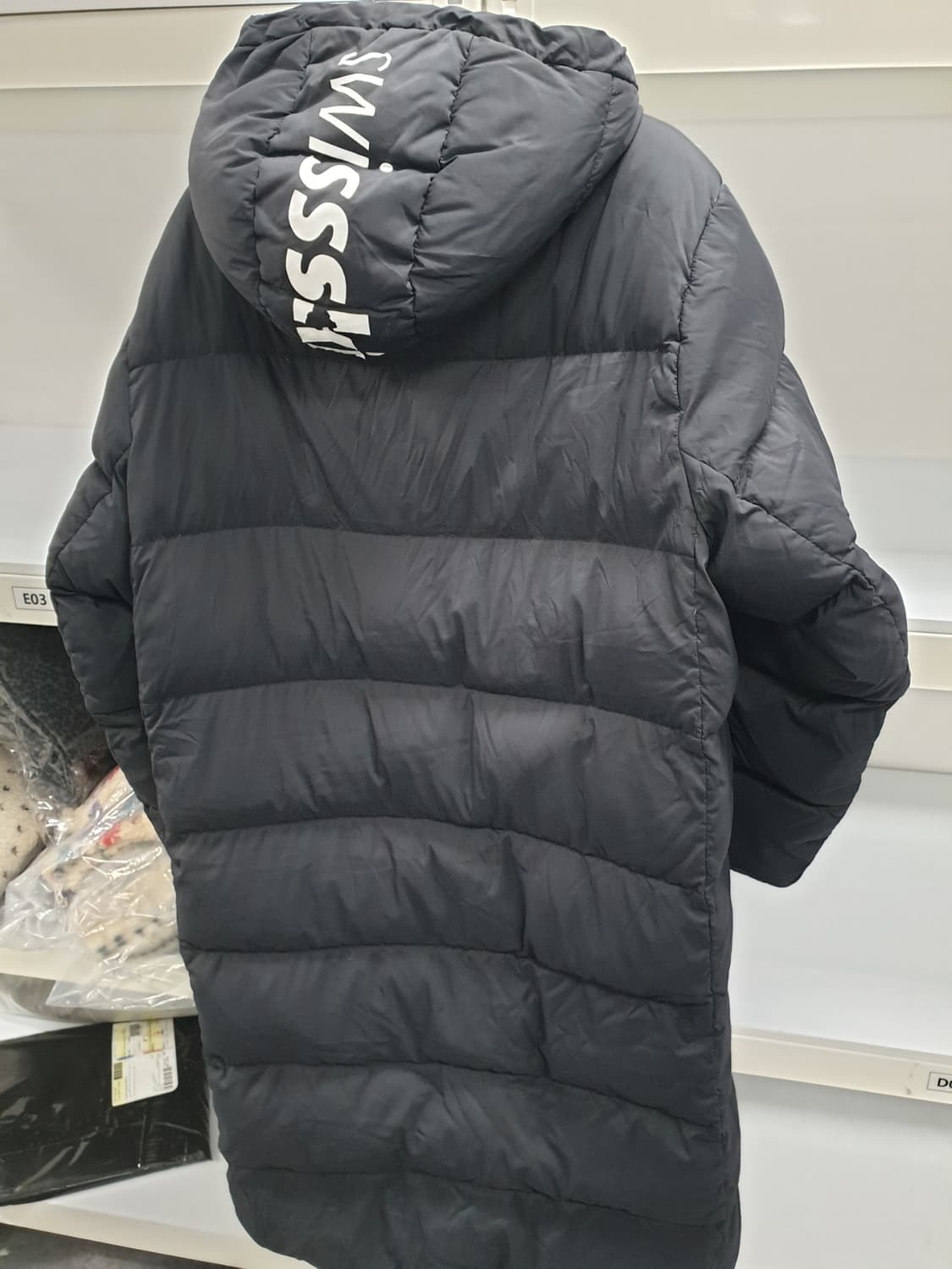 데상트 정품 스위스 아우디스키패딩 오리털롱패딩 사이즈 110사이즈 팝니다 상품이미지2