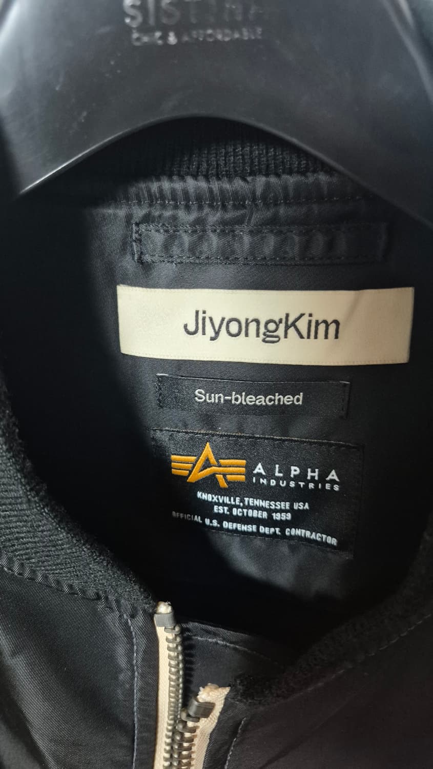 지용킴 알파 콜라보 봄버 자켓 상품이미지2