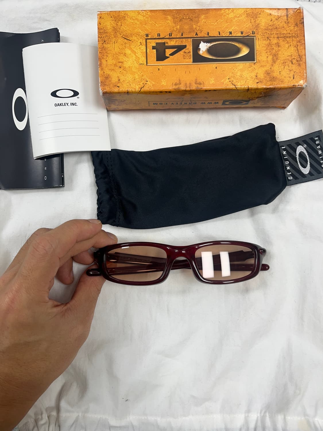 오클리 FOUR 크리스탈 레드 VR50 상품이미지2