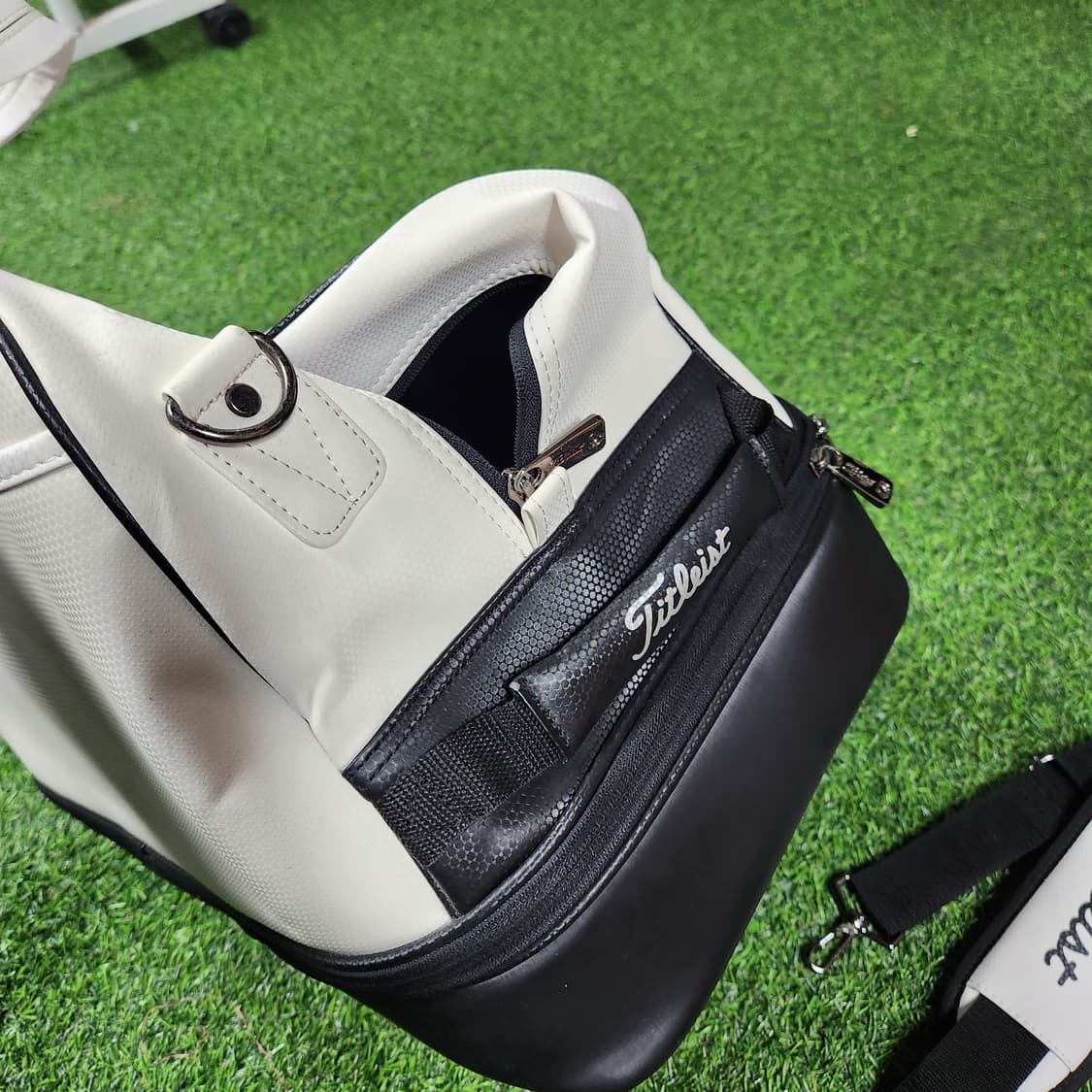 타이틀리스트 화이트 보스턴백 │ 골프·여행 다 되는 클래식템 상품이미지8