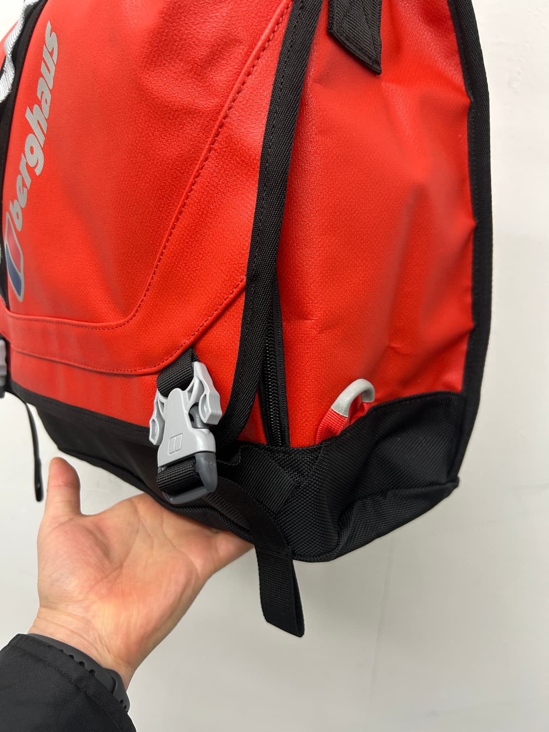 빈티지 버그하우스 레드 메신저백 상품이미지3