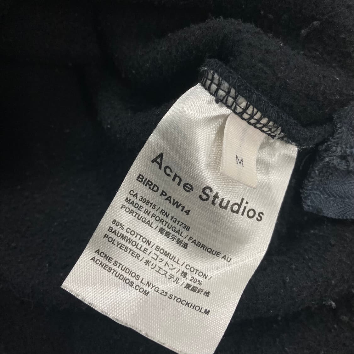 아크네 스튜디오 블랙 컬러 사이드 짚 맨투맨 상품이미지5