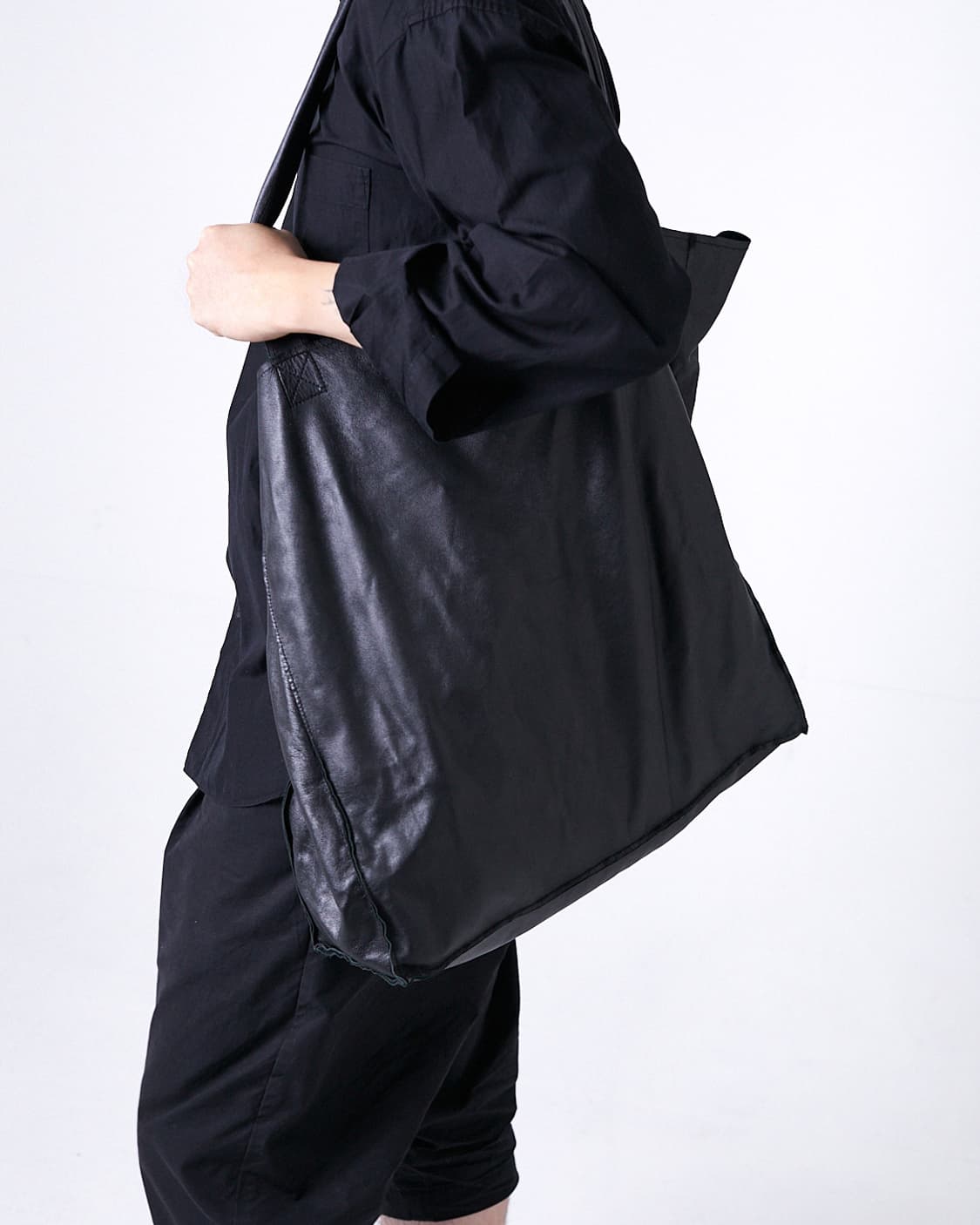 Lambskin Shoulder Bag 상품이미지8
