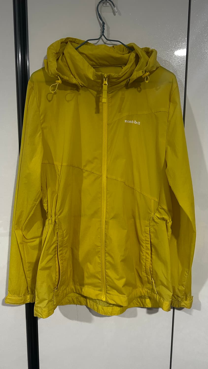 몽벨 후드 바람막이 자켓 옐로유 M 상품이미지1