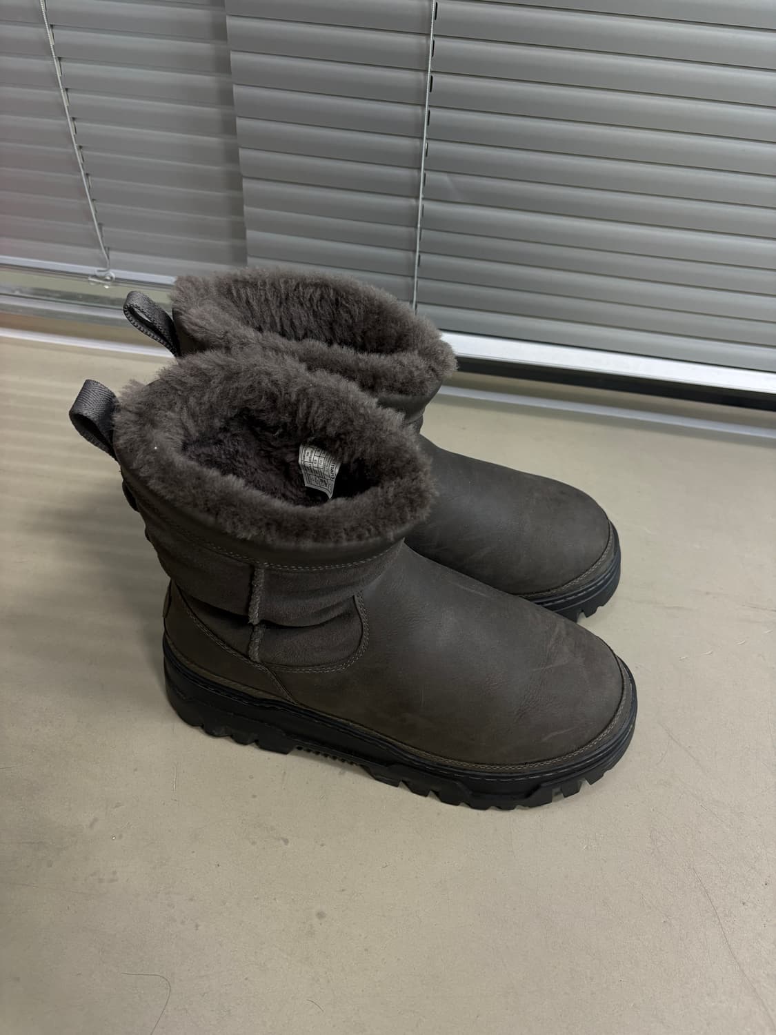 UGG 헤리티지 풀온 트레일게이저 부츠 280 상품이미지2