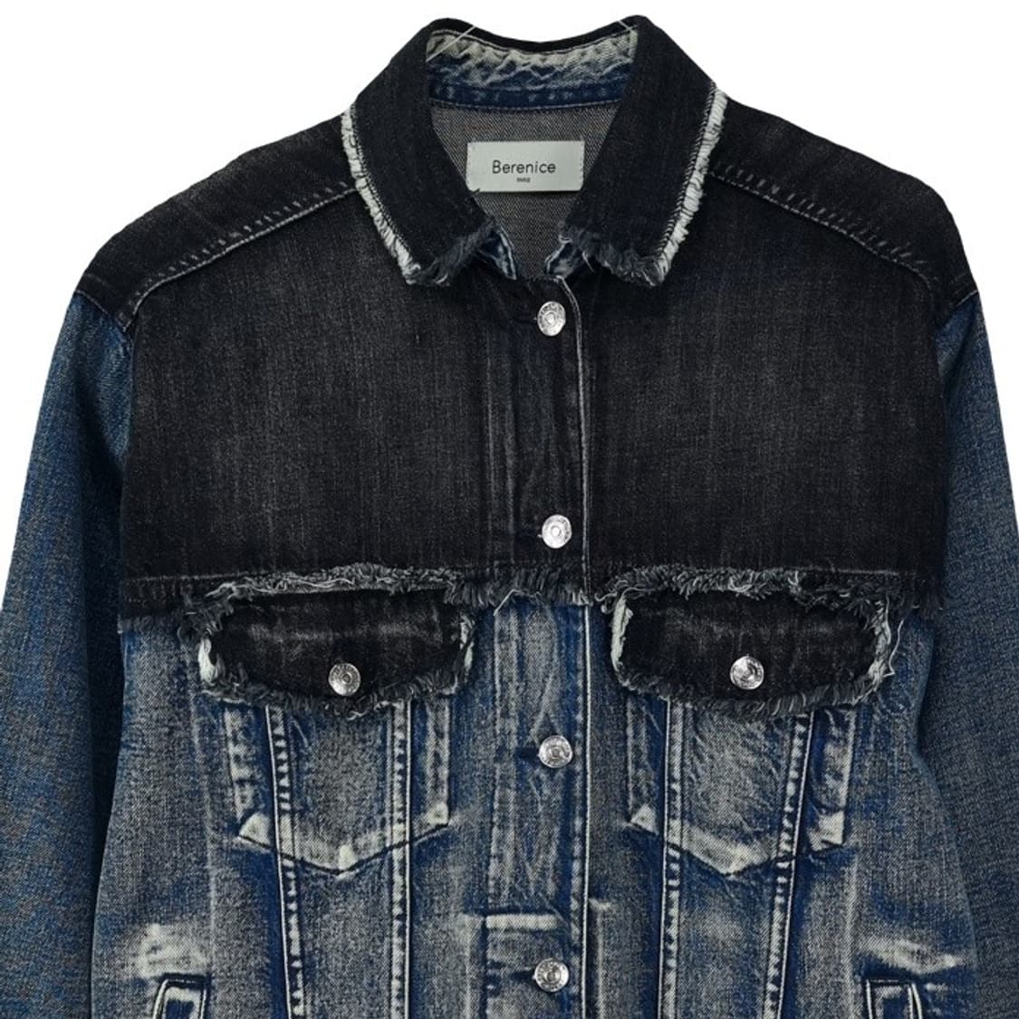 [베르니스] 19 S/S 빈티지 가공 투톤 오버핏 데님 자켓 P01541 상품이미지4