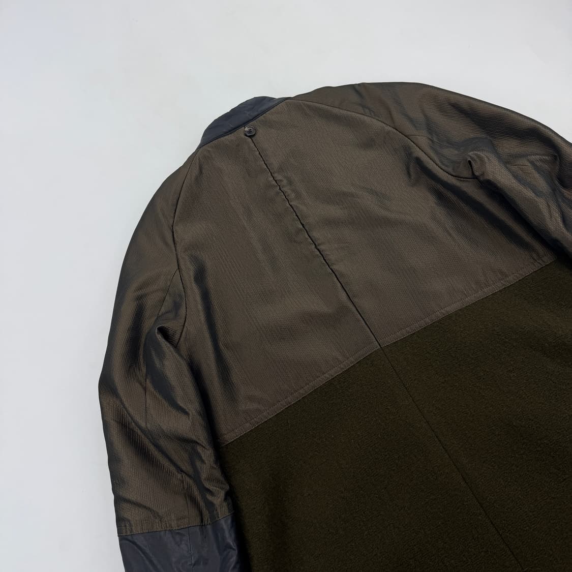 드리스반노튼 하이브리드 패널 코트 상품이미지7