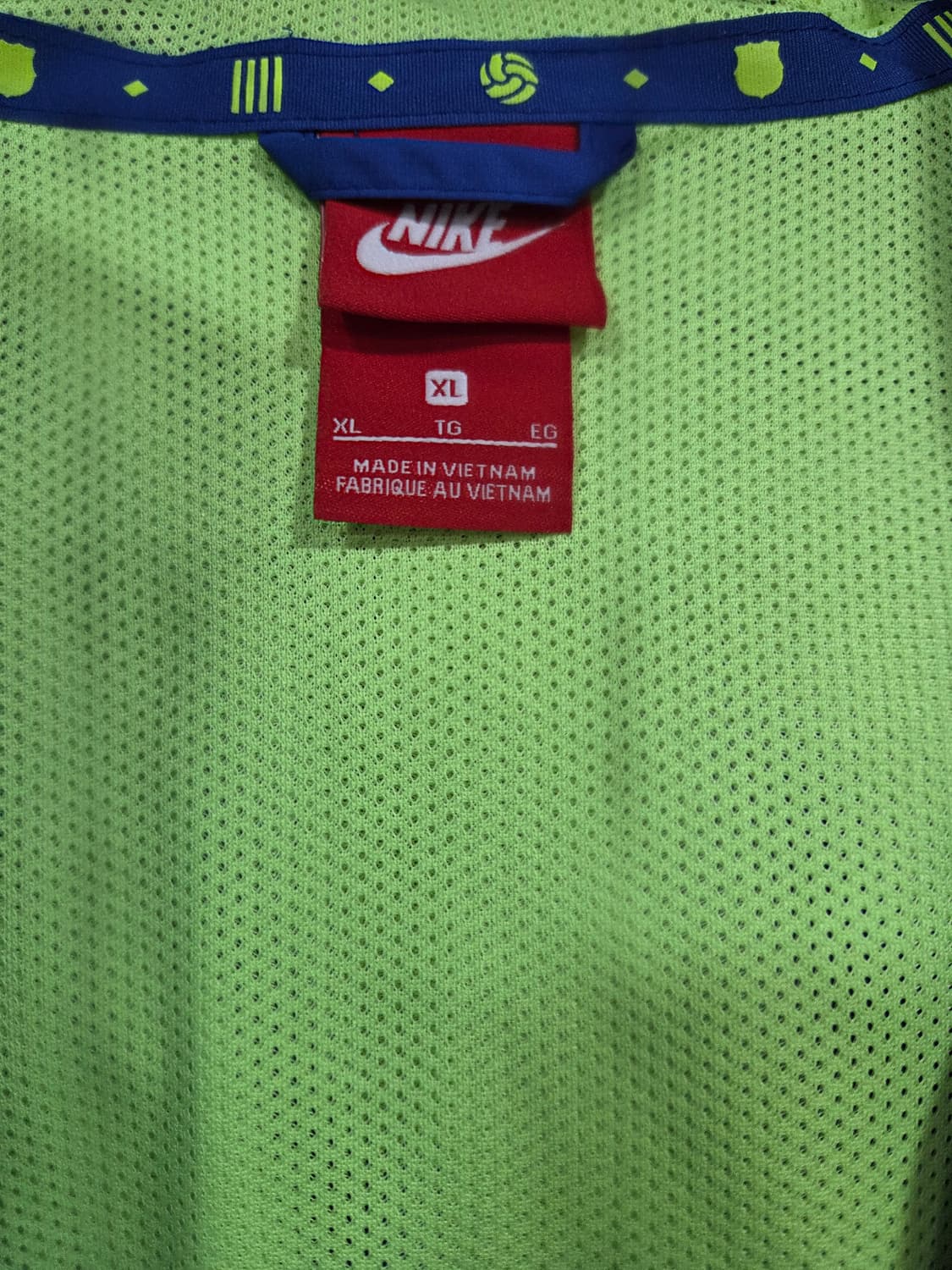 16-17 바르셀로나 바람막이 상품이미지3