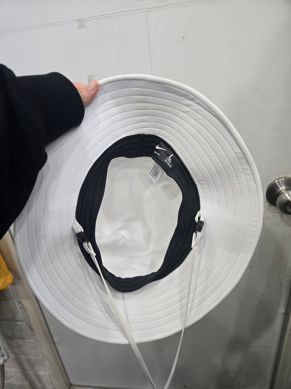 L사이즈 )) NIKE 나이키 버킷햇 모자! 화이트 & 블랙 긴끈있어요 상품이미지3