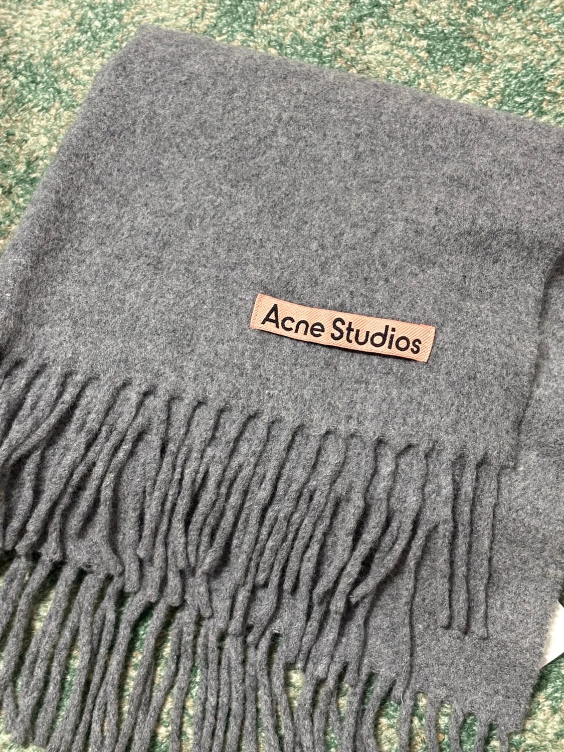 아크네스튜디오 머플러  상품이미지1