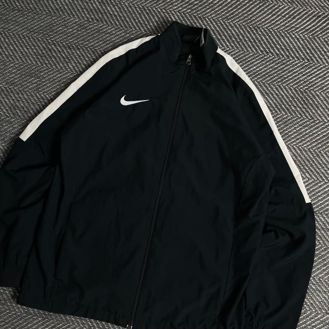나이키 드라이핏 블랙 배색 바람막이y 3346 상품이미지1