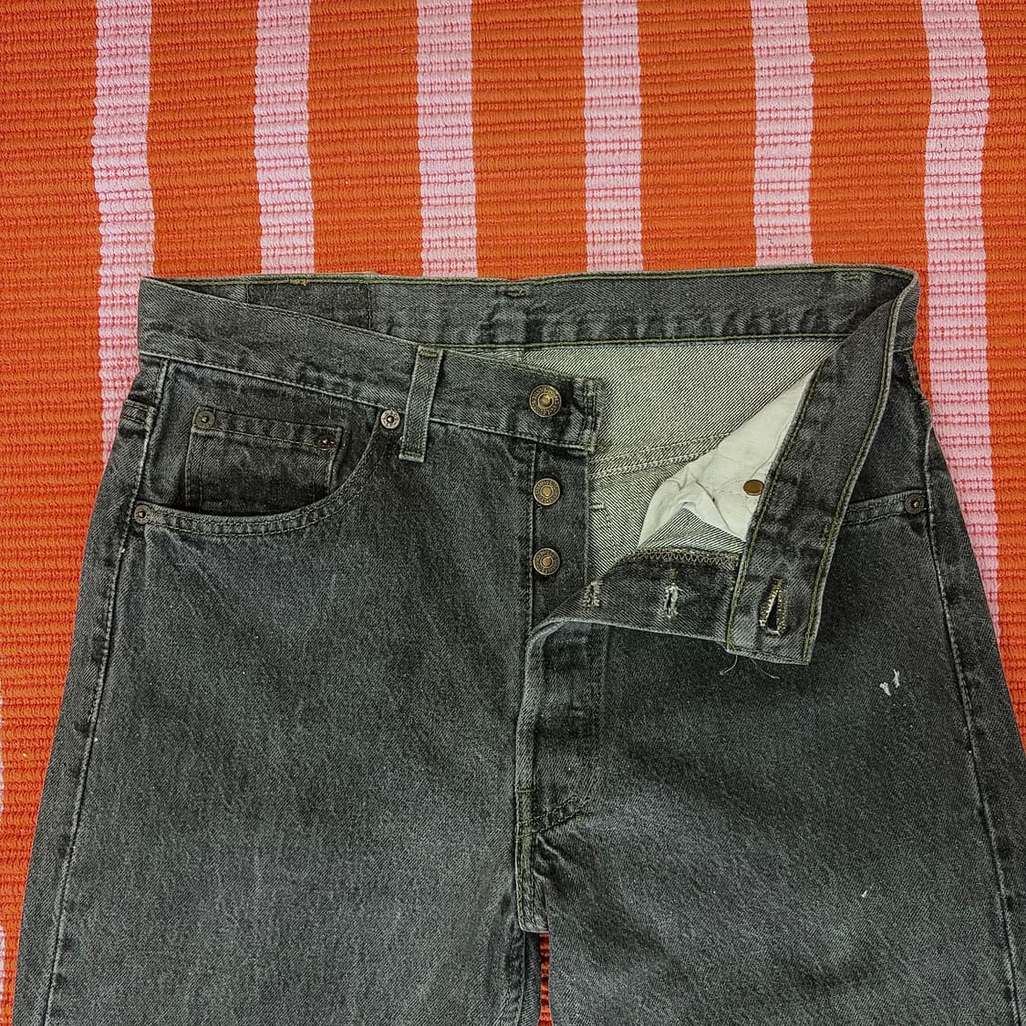90s 리바이스 501 블랙 진 made in USA (31) 상품이미지2