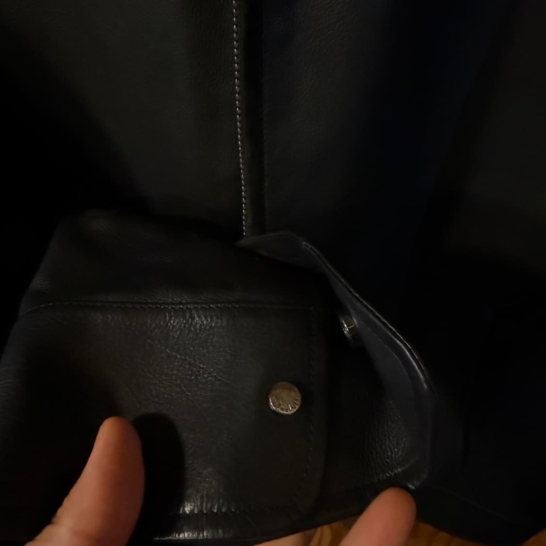 벨루티 가죽 자켓 판매 합니다. 상품이미지6