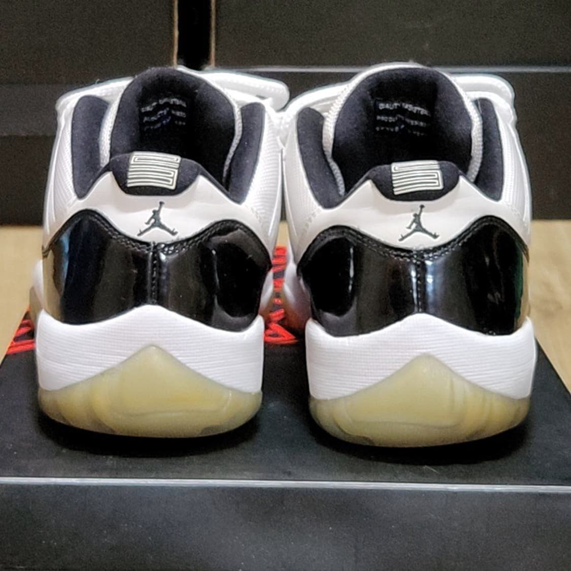 나이키 270 조던11 콩코드 로우 상품이미지5