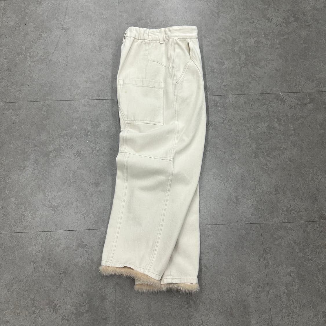 26 한섬 오즈세컨 여자 퍼 디테일 크롭 팬츠 상품이미지1