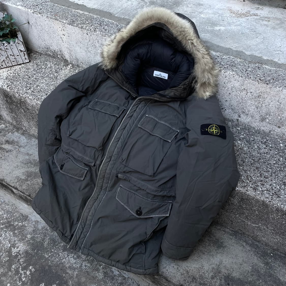 스톤아일랜드 무솔라고마타 패딩 점퍼 상품이미지1