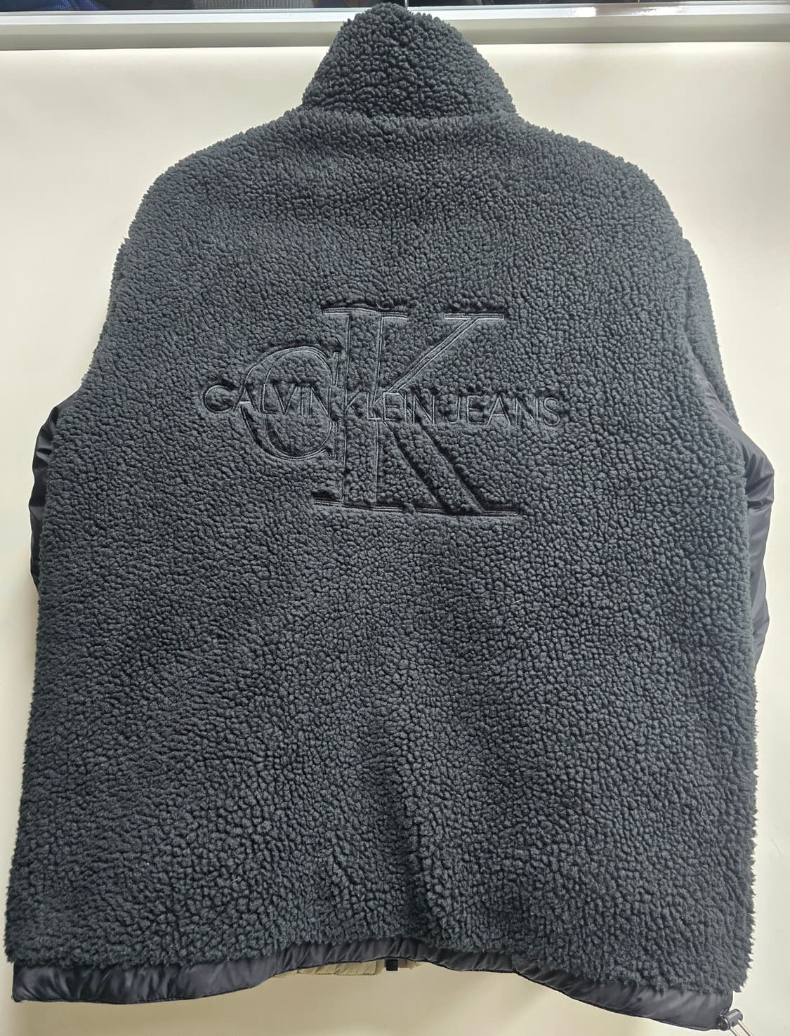 캘빈클라인 리버시블 덕다운 뽀글이 패딩 S(95)공용 상품이미지3