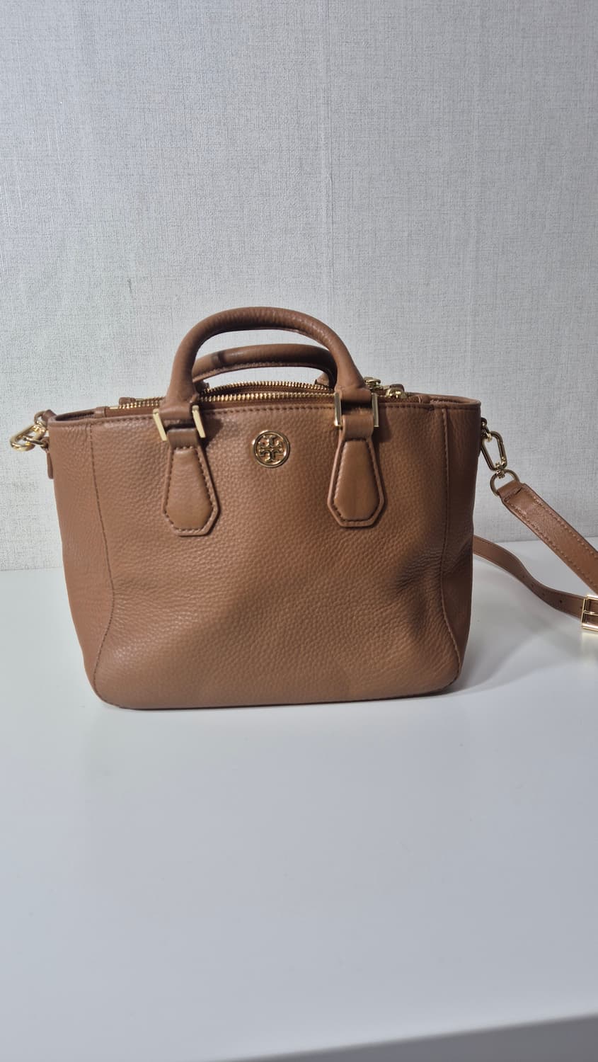 토리버치 아만다 카멜 더블 집 토트백 상품이미지2