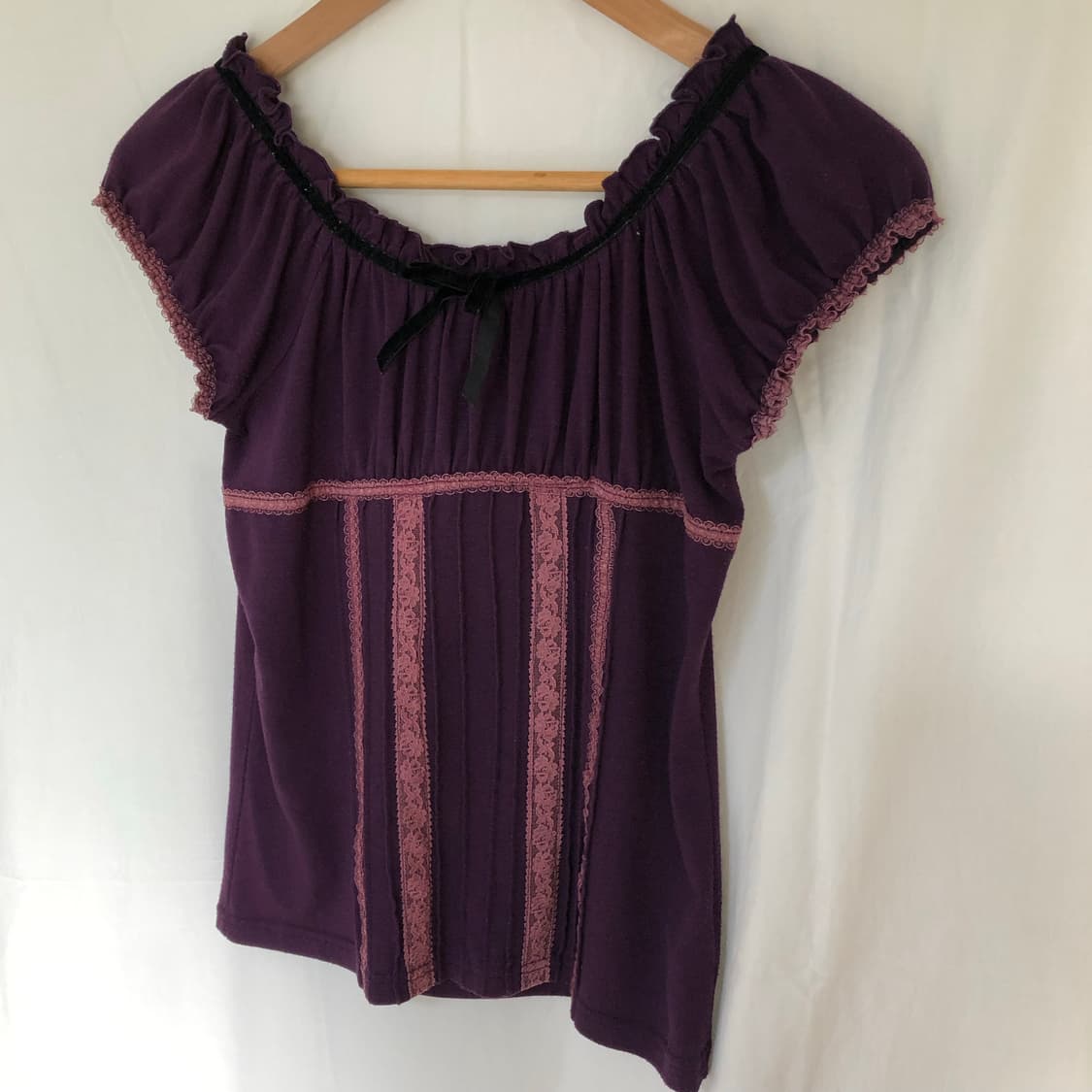 빈티지 퍼플 레이스 리본 퍼프 반팔티 상품이미지3