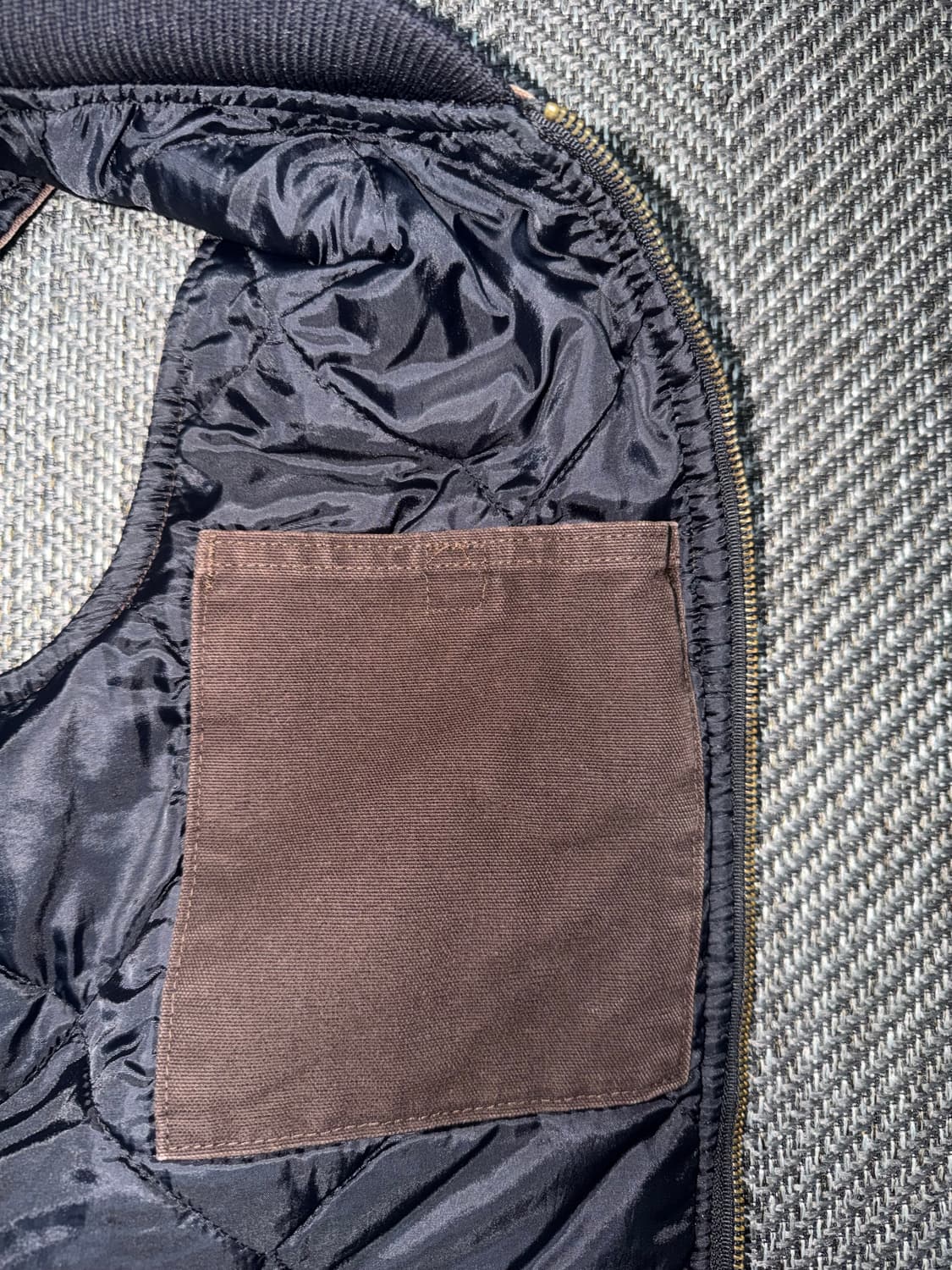 칼하트 V02 덕 워크 베스트 자켓 다크 브라운 상품이미지6