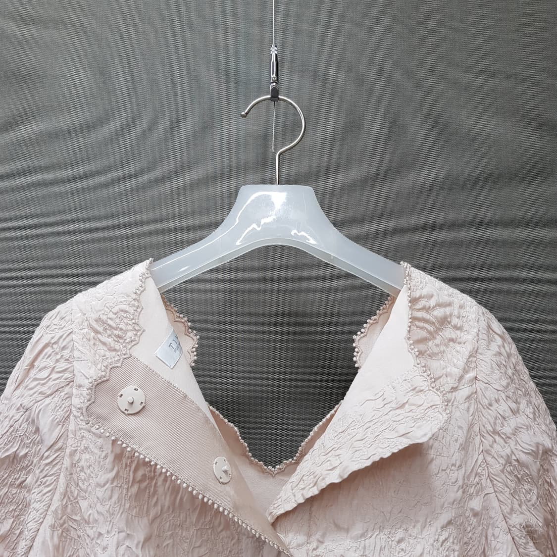 한섬 타임 엠보 레이스 반팔 블라우스 F사이즈 상품이미지6