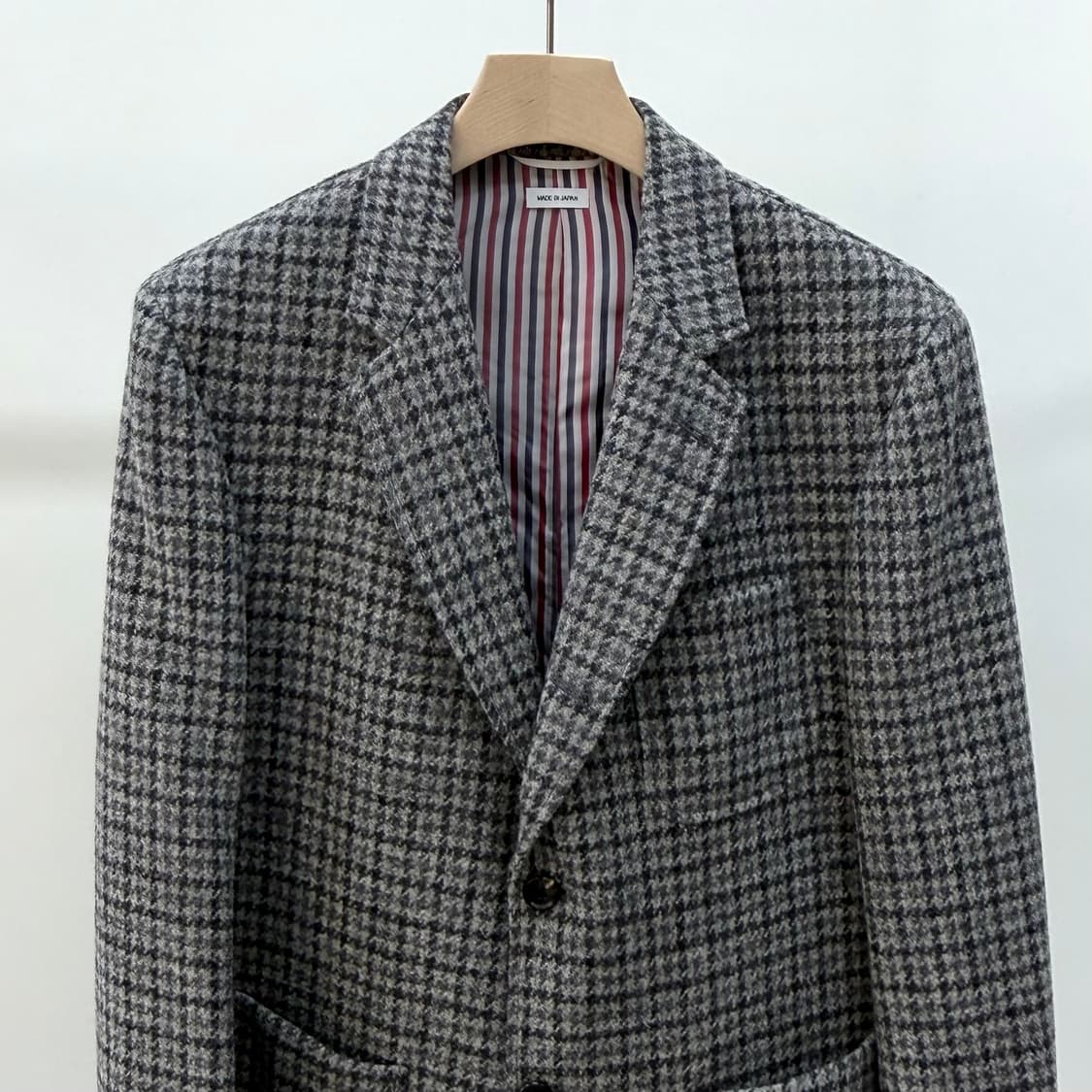 [S+급/1] 톰브라운 체크 패턴 클래식 울 블레이저 자켓 상품이미지2