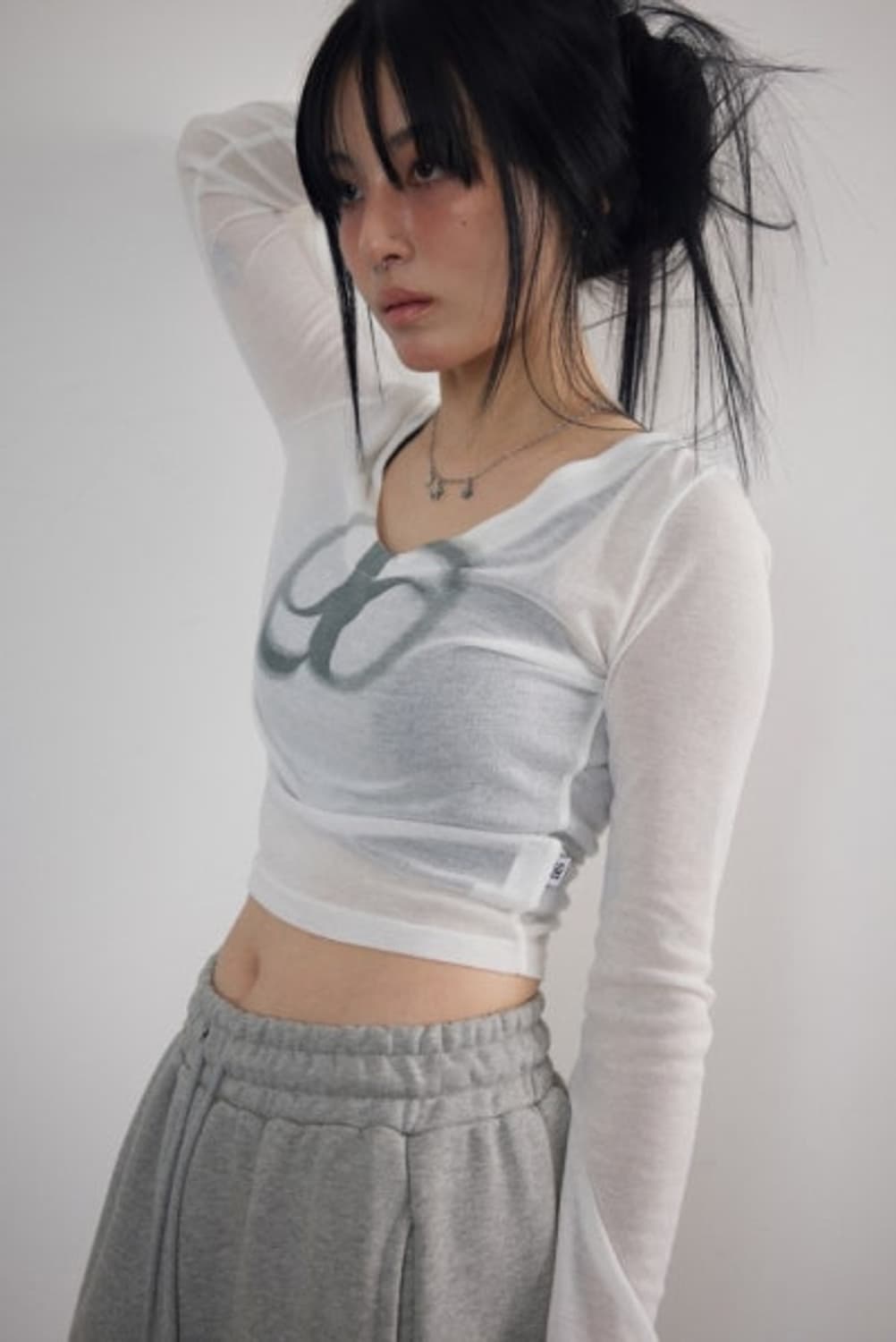 애즈온 시스루 롱슬리브 상품이미지1