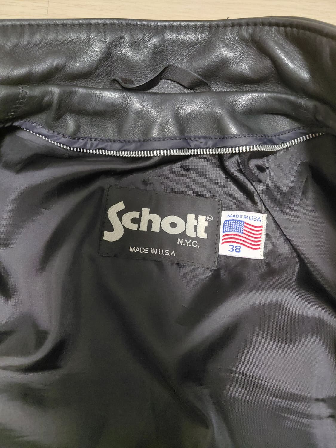 schott 641 판매합니다 (38사이즈, 내피포함) 상품이미지2
