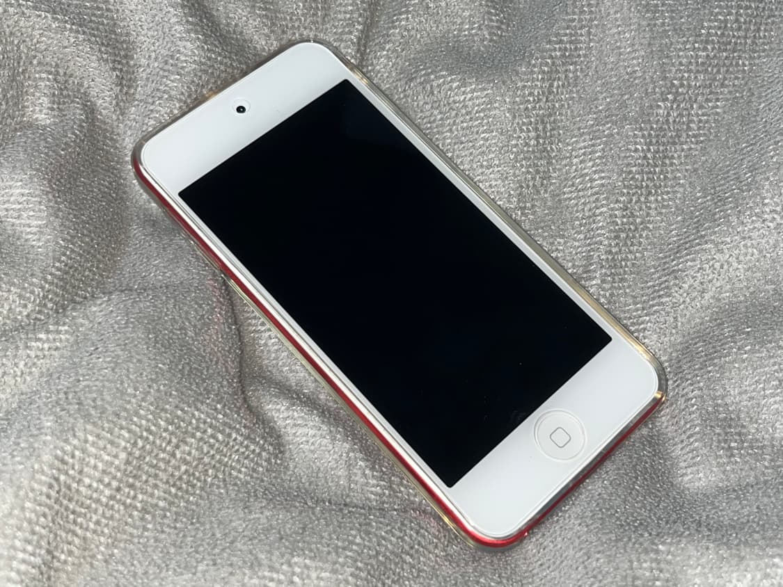 아이팟 6 레드 64GB 상품이미지1