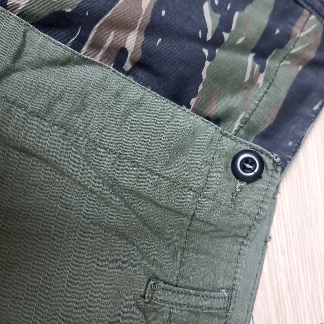 Forty Fine Clothing 카고 반바지 카모카키색 배색(30) 상품이미지3