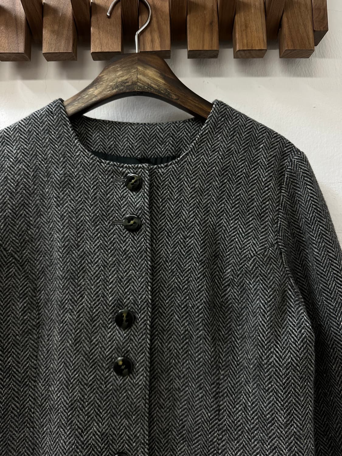 일본빈티지 헤링본 포켓 버튼 디테일 코트  상품이미지2