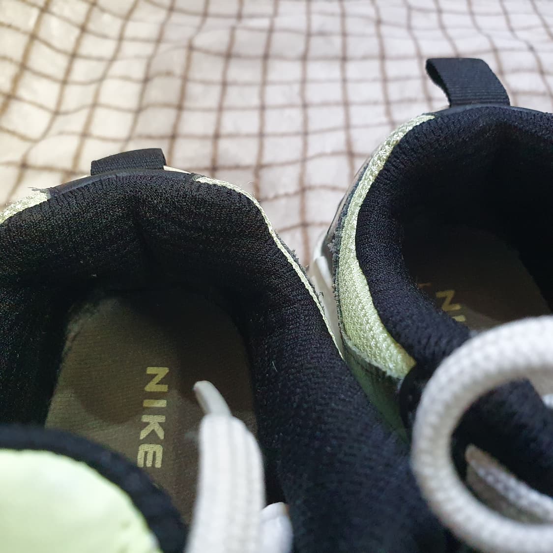 나이키 샥스 TL 노바 블랙 레몬 베놈 운동화 상품이미지6