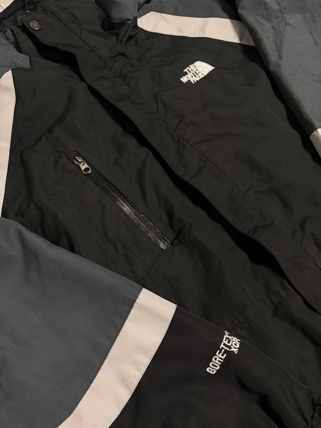 노스페이스 올드스쿨 바람막이 점퍼 상품이미지2