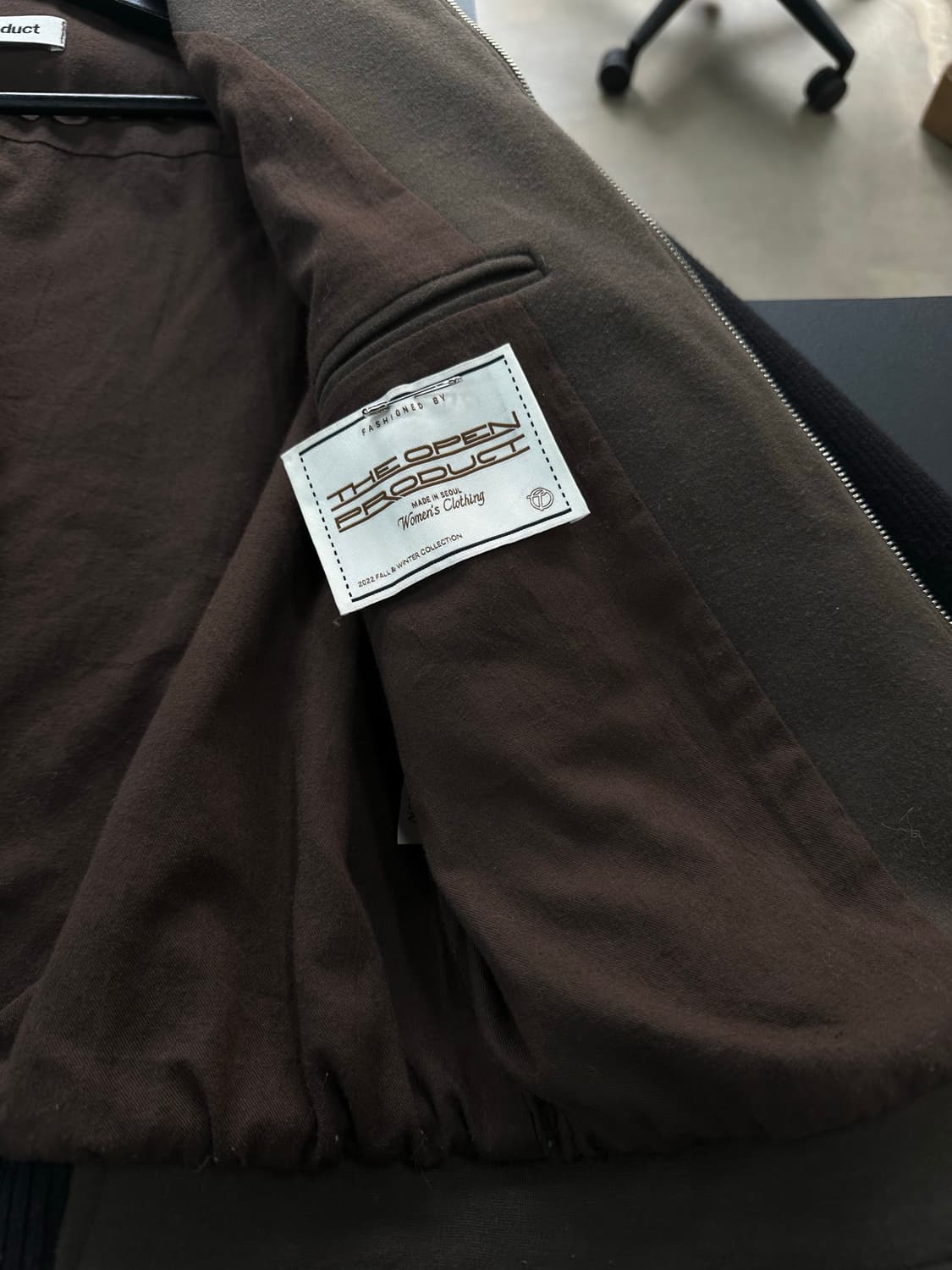 더오픈프로덕트 서클러 포켓 봄버자켓 상품이미지8