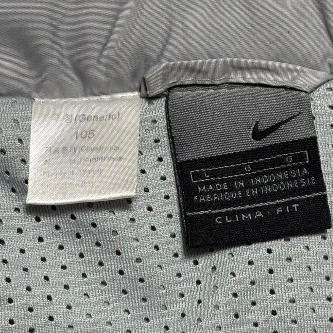 나이키 맨체스터 유나이티드 02-04 시즌 그레이 바람막이 상품이미지4