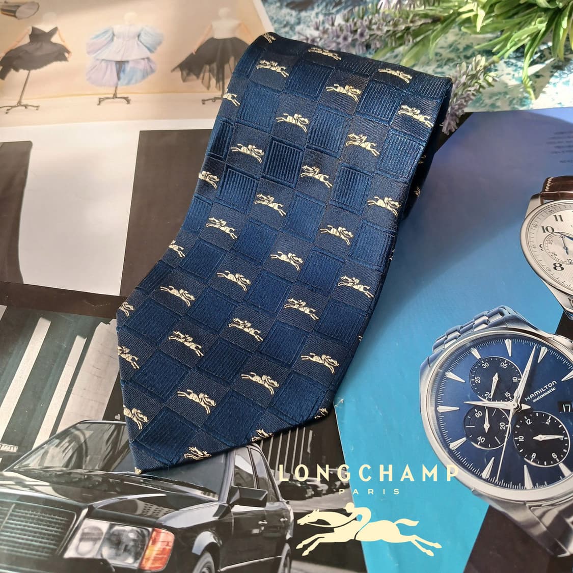 롱샴 실크 기마 로고 자수 패턴 넥타이 9.7cm B등급 A19421
 상품이미지2