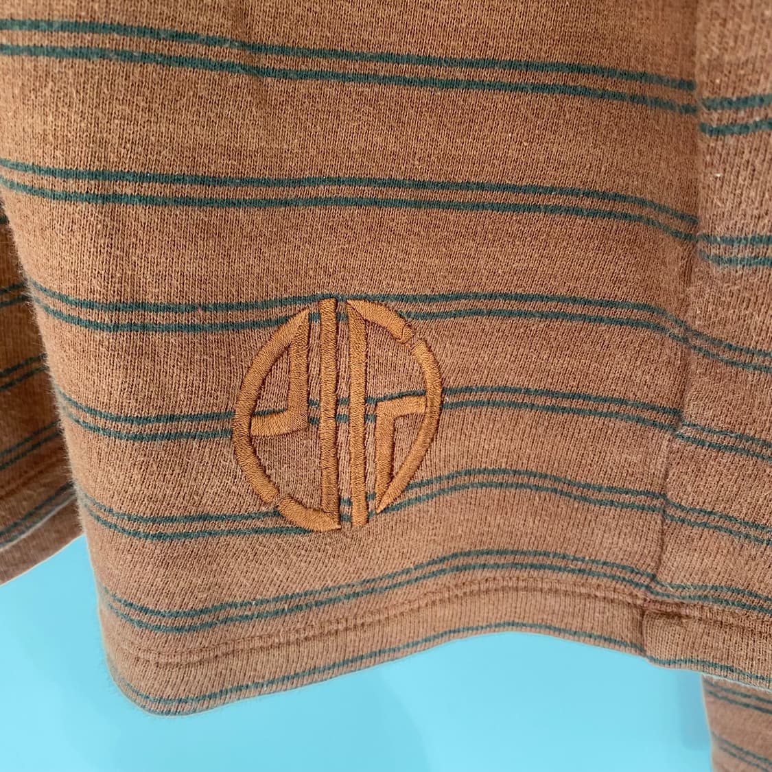 고샤루브친스키 17fw 터틀넥 롱슬리브 상품이미지5