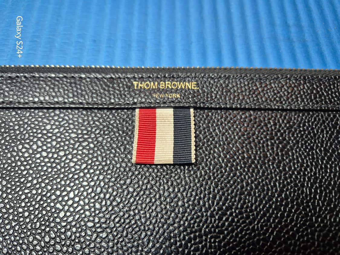 톰브라운 블랙 클러치백 (L) 상품이미지3