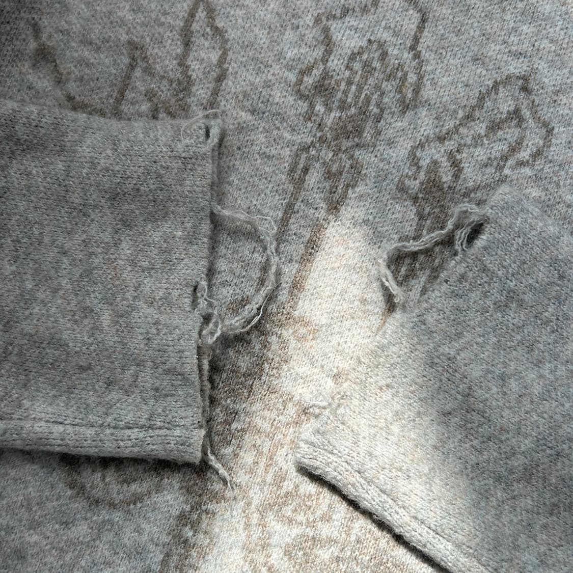 나이스 고스트 클럽 캔들 데미지 니트 상품이미지4