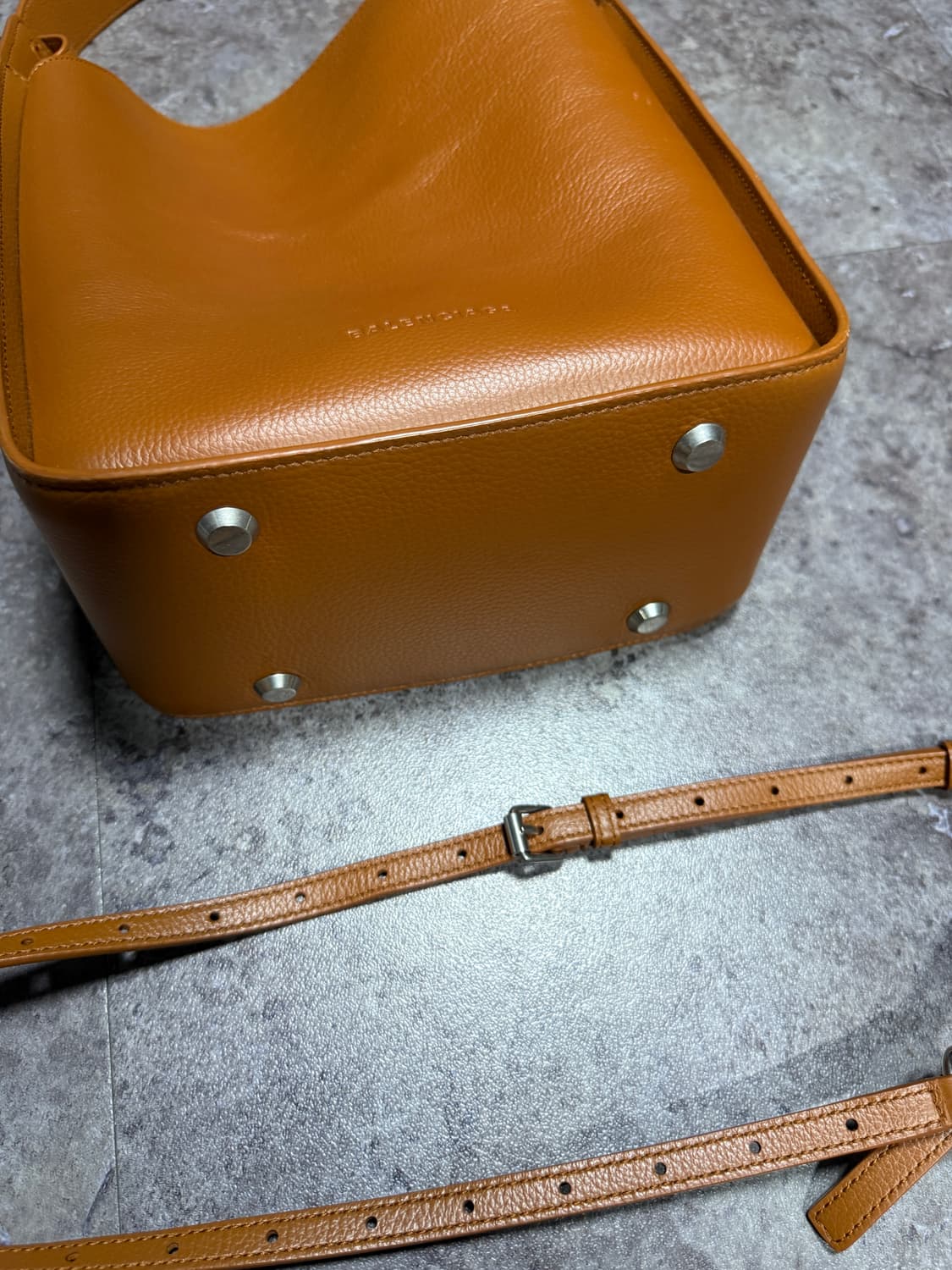 발렌시아가 숄더백 상품이미지5