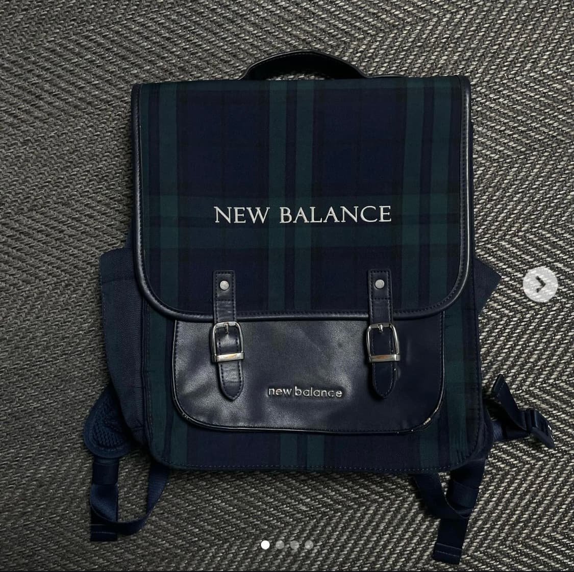 New balance 뉴발 투웨이 체크 백팩  상품이미지1