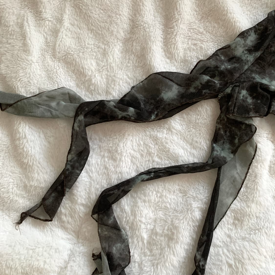 KULU STUDIO 빈티지 패턴 언발란스 프릴 탑 나시 상품이미지6