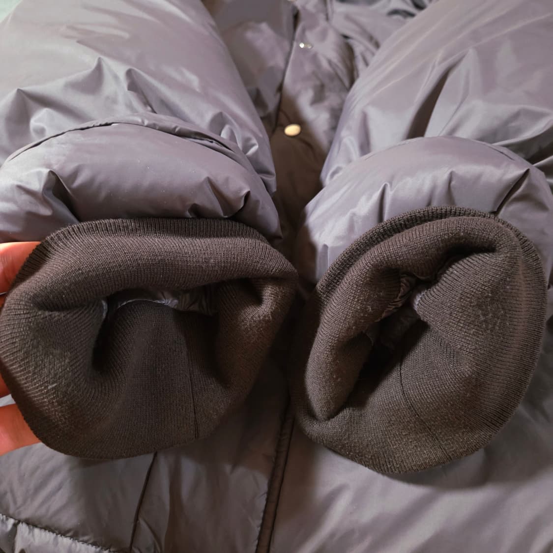 이얼즈어고 그레이퍼플 오버사이즈 푸퍼 구스다운 패딩 상품이미지9