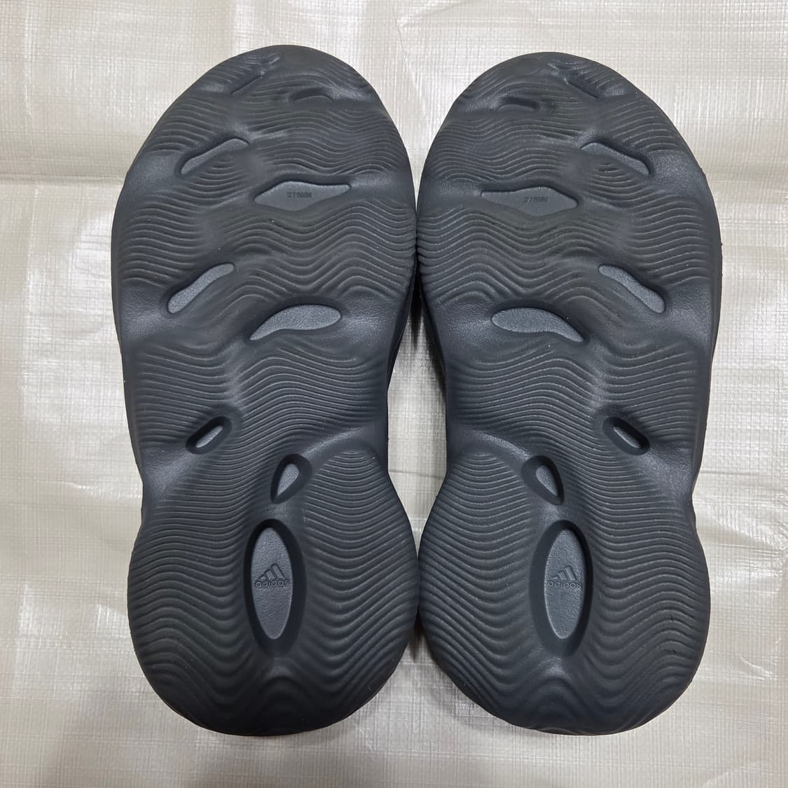 이지폼러너 오닉스 275 상품이미지7