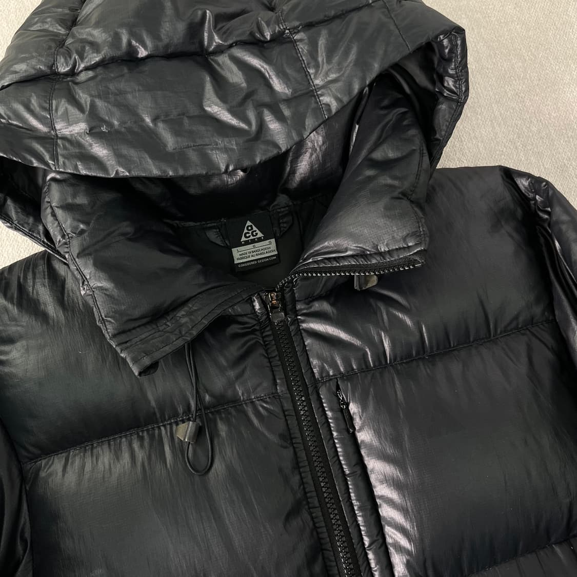 100 나이키 ACG 구스다운 유광 패딩 상품이미지2