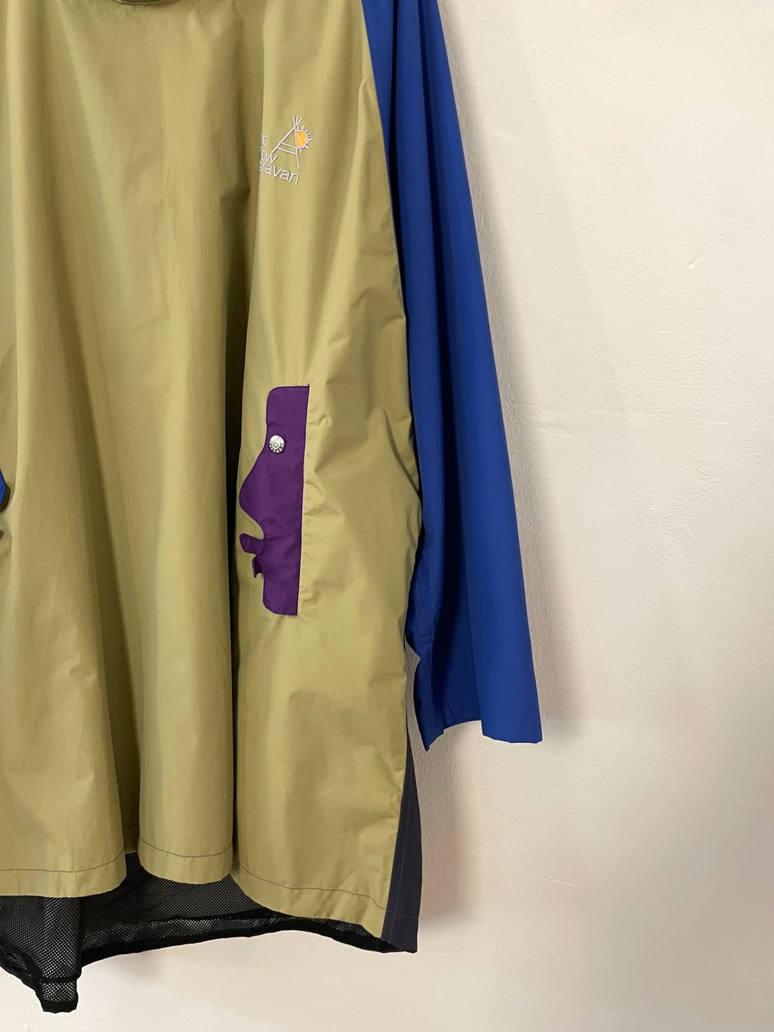 고 슬로우 카라반 레인 코트  상품이미지3